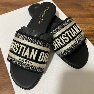 Dior Dway Slides